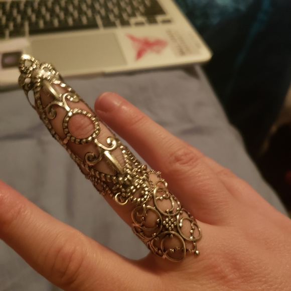 Hot Topic Jewelry - Full Finger Ring
